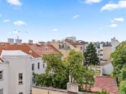 Atelierfeeling am Wilhelminenberg: Wohnen mit Stil