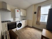 Willesden Lane, London NW6, 1 bed flat to rent, £1,350...