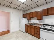 Willett Apartments 2 Bedroom 1 Bathroom with Dining Room