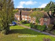 Willingale Road, Loughton IG10, 2 bed flat to rent,...