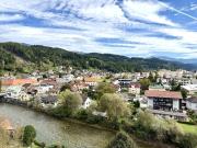 WILLKOMMEN ÜBER DEN DÄCHERN DER STADT! IHR NEUES ZUHAUSE... WILLKOMMEN ÜBER DEN DÄCHERN DER STADT! IHR NEUES ZUHAUSE...