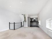 Wilmot Place, Camden, 3 Bedroom Flat