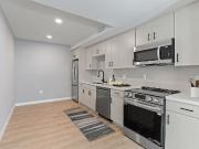 Wilshire La Brea 2 Bedroom Apartment for Rent at 5200...