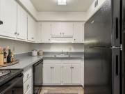 Wimbledon Place 2 Bedroom Apartment for Rent at 7605 E...