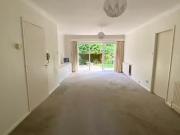 Winchester 2 Bed Flat, Cedar Court, SO23 To Rent Now for £.