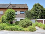 WINDBERG. DHH MIT VIEL PLATZ. GARAGE