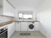 Windsor Court, London 5Ht N14, 1 bedroom flat to rent...