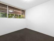 Windsor Living at its Best: Convenient Unit with...