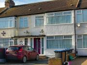 Winnington Road, Enfield, 3 Bedroom Terraced