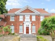 Winnington Road, London, 9 Bedroom House