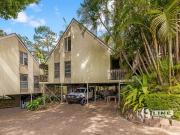 WINSOME ON WILLIAM: HOUSE SIZED, TOWNHOUSE PRICE!