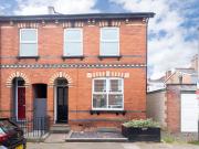 Winstonian Road, Cheltenham GL52, 3 bed end terrace...