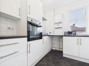 Winter Road, Southsea, PO4 2 bed flat to rent £925 pcm...