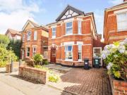 Winton, Bournemouth BH9, 6 bed detached house to rent,...