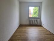 Wir modernisieren 3 Raumwohnung mit Balkon und Wannenbad...
