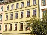 Wir sanieren diese 3 Raum Altbau Wohnung im Dachgeschoss!