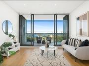 With a magnificent panoramic outlook across Sydney Harbour