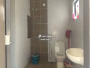 Level 3 Corner unit with lift • Built up 1,100 sqft • 3...