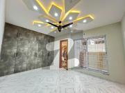 With mezanine floor new luxury house in 7 marla bahria...