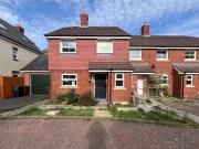 Withy Close, Romsey, 3 Bedroom End