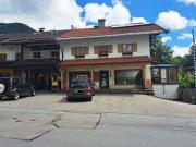 Woh und Geschäftshaus