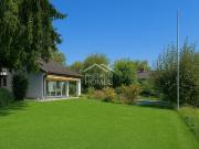 Wohlfühlen garantiert Exklusive Oase mit Pool