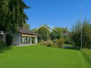 Wohlfühlen garantiert Exklusive Oase mit Pool