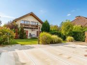 Wohlfühlhaus mit Gartenparadies und Pool – Großzügiges...