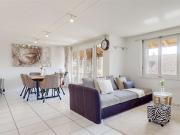 WOHLFÜHLOASE AUF ZWEI ETAGEN