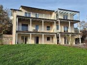 Wohnqualität mit ca. 300 m² Eigengarten in Autal!