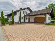 Elegantes Wohnidyll mit Swimmingpool & großer Terrasse –...