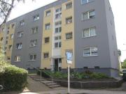 Wohn t raum! Bezugsfertige 3,5 Zimmer Wohnung mit Balkon...