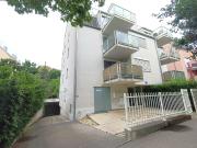 Wohn t raum im Grünen! Großzügige Neubau Wohnung mit...