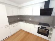 Wohn t raum im Grünen! Großzügige Neubau Wohnung mit...