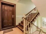 Wohn und Geschäftshaus mit leer stehender Remise