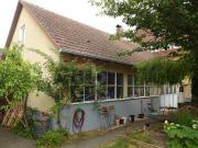 WOHN UND GESCHÄFTSHAUS MIT SEPARATER WERKSTATT