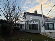 Wohnen am Geigersberg – Rarität mit Pool, Garten &...