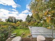 Wohnen am wasser – exklusives einfamilienhaus mit...