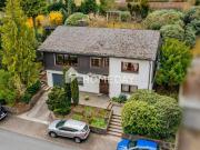 Wohnen auf dem Seltersberg gepflegtes EFH mit 2...