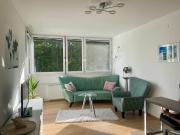 Wohnen im Grünen: 2 Zimmer Wohnung mit Loggia in...