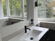 Wohnen im Grunewald, mit drei Zimmern und großem Balkon...