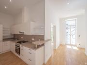 WOHNEN IM JAHR 2022 SANIERTEN ALTBAU NÄHE NASCHMARKT