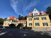 Wohnen im Königlichen Jagdhaus 2 Raum Wohnung mit EBK