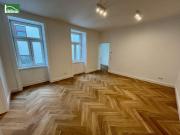 Wohnen in begehrter Lage im schönen Altbau Stuwerviertel...