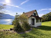 Wohnen in einem modernen Rückzugsort mit Seeblick