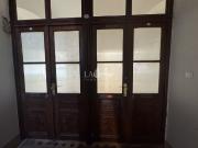 WOHNEN IN EINEM SEHR SCHÖNEN ALTBAU !