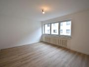 Wohnen mit Balkon! Renovierte 2 Zimmer Whg in Essen...