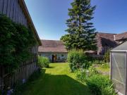 Wohnen mit Herz: Landhaus mit Bilderbuchgarten im... Wohnen mit Herz: Landhaus mit Bilderbuchgarten im...