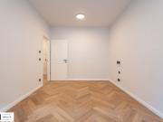 Wohnen mit Klasse sanierter Altbau, moderne Ausstattung...