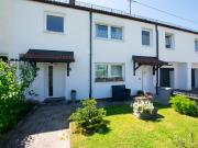 Wohnen mit Möglichkeiten: Doppelhaushälfte mit zwei...